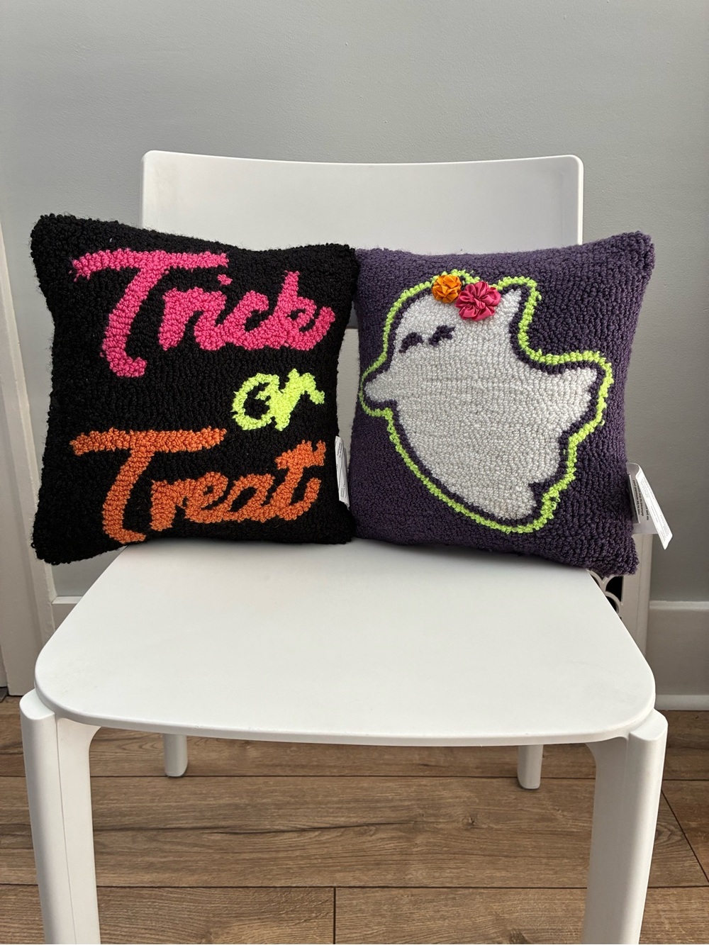 QE Home Mini Halloween Throw Pillows Set of 2 - Ghost & Trick or Treat 11”x11”